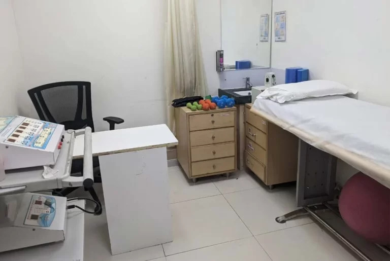 Reliva physiotherapy clinic in Viman nagar Pune