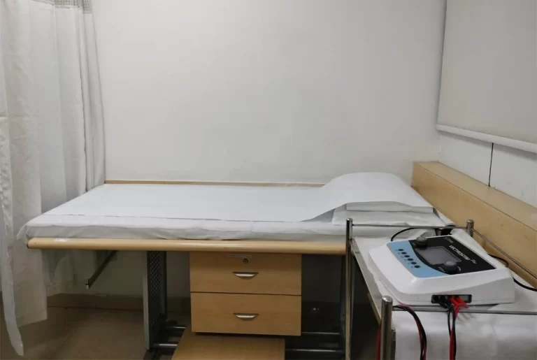 reliva physiotherapy clinic in tharamani road velachery chennai